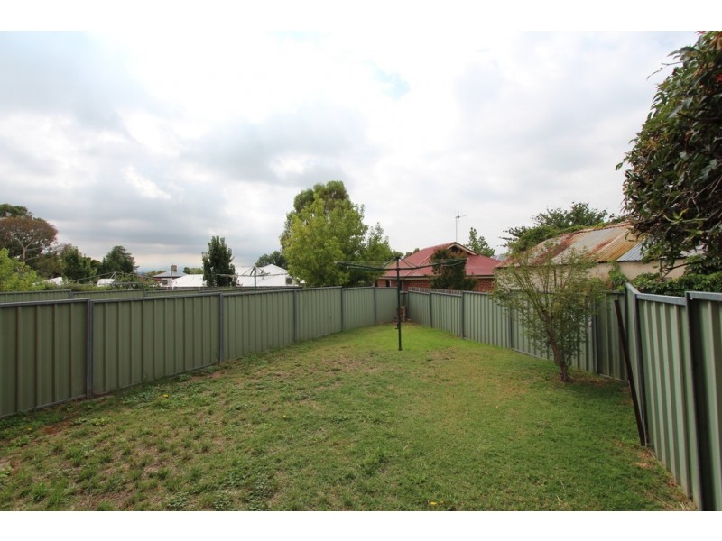 2/28 Torch Street, Bathurst NSW 2795