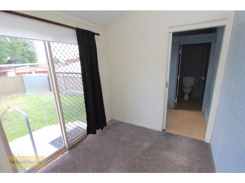65 Rocket Street, Bathurst NSW 2795