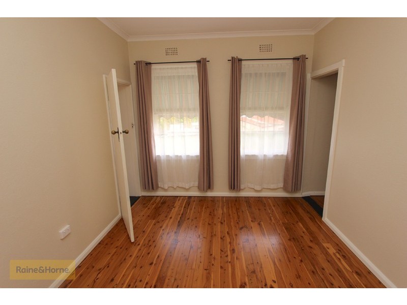 248 Lambert Street, Bathurst NSW 2795