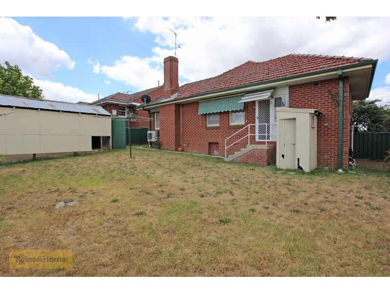 248 Lambert Street, Bathurst NSW 2795
