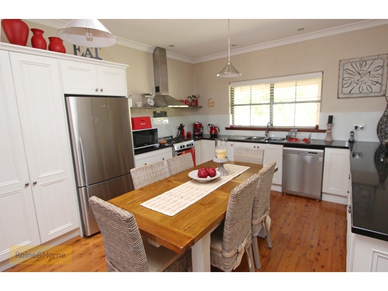 19 Wolery Close, Kelso NSW 2795