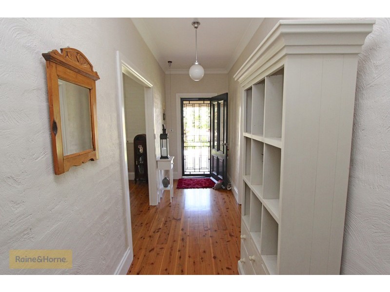 19 Wolery Close, Kelso NSW 2795