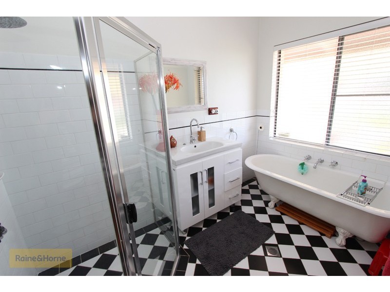 19 Wolery Close, Kelso NSW 2795