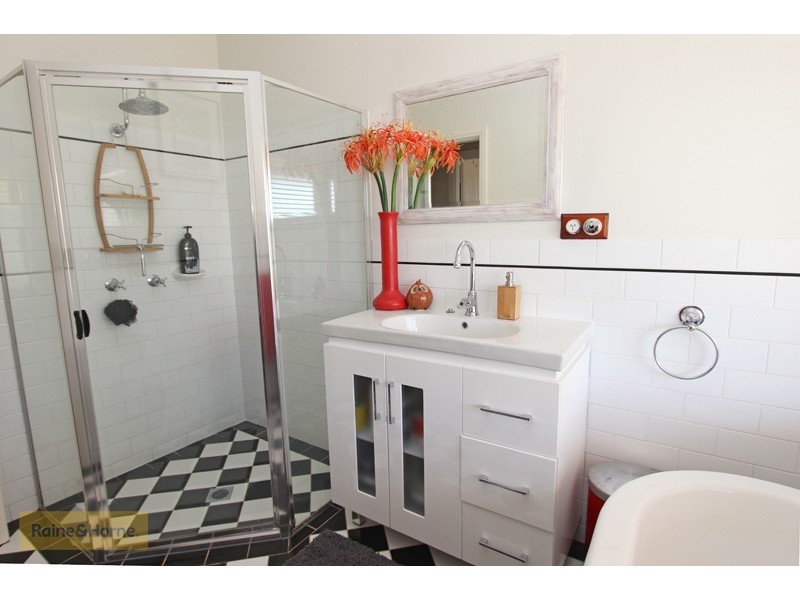 19 Wolery Close, Kelso NSW 2795