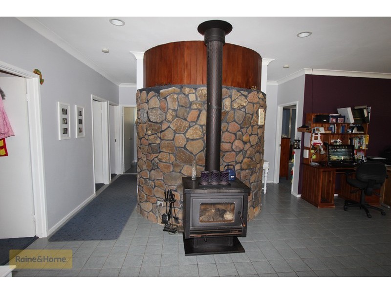 100 Pitlochry Road, Neville NSW 2799