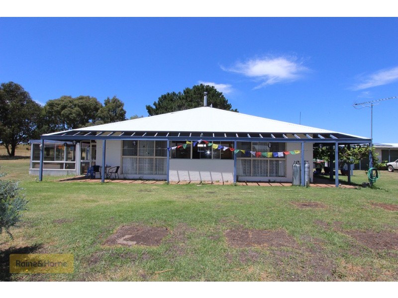 100 Pitlochry Road, Neville NSW 2799