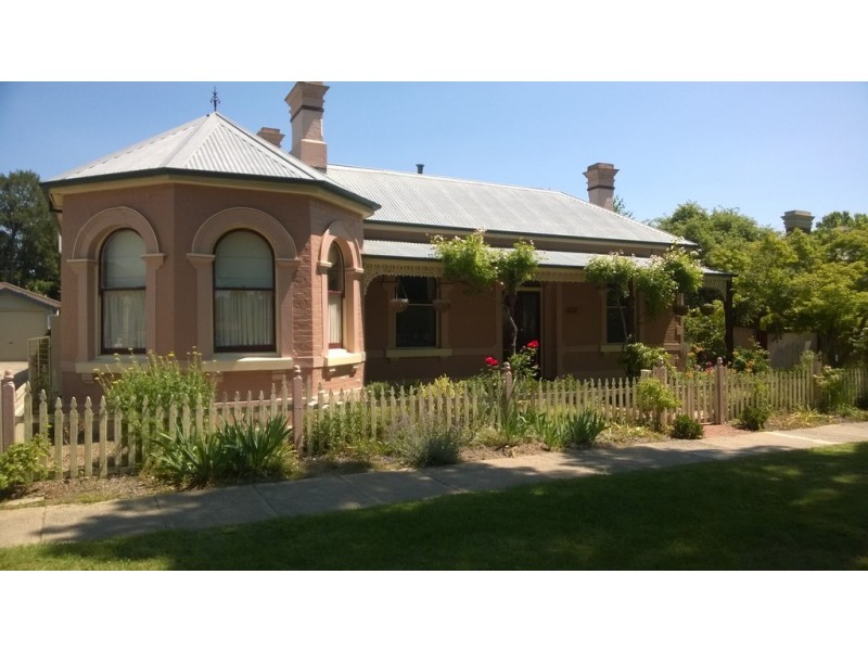 247 Rankin, Bathurst NSW 2795