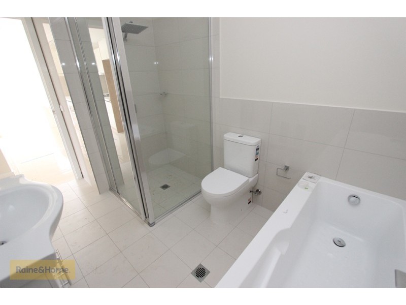 3/40 Wentworth Drive, Kelso NSW 2795