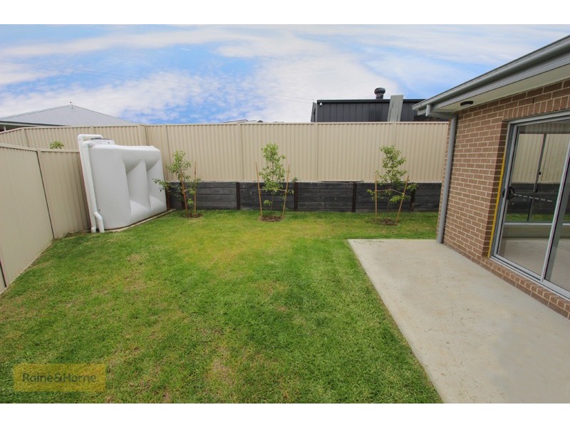 3/40 Wentworth Drive, Kelso NSW 2795