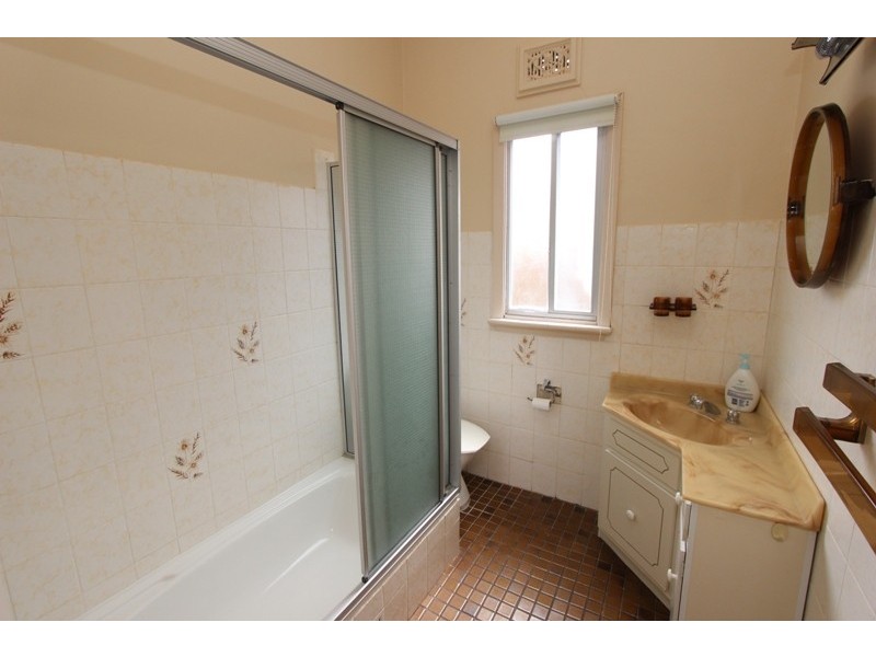 186 Rocket Street, Bathurst NSW 2795