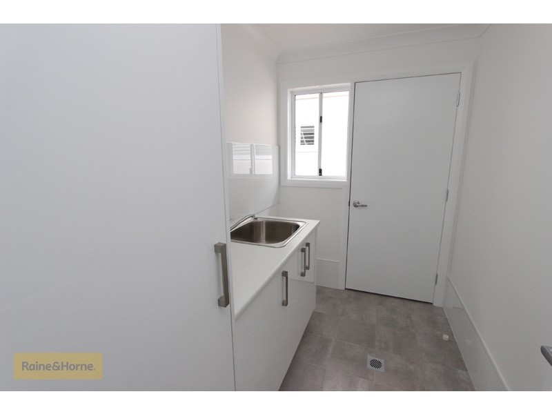 5A Cheviot Place, Kelso NSW 2795