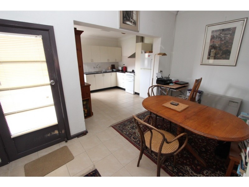 206 Russell Street, Bathurst NSW 2795
