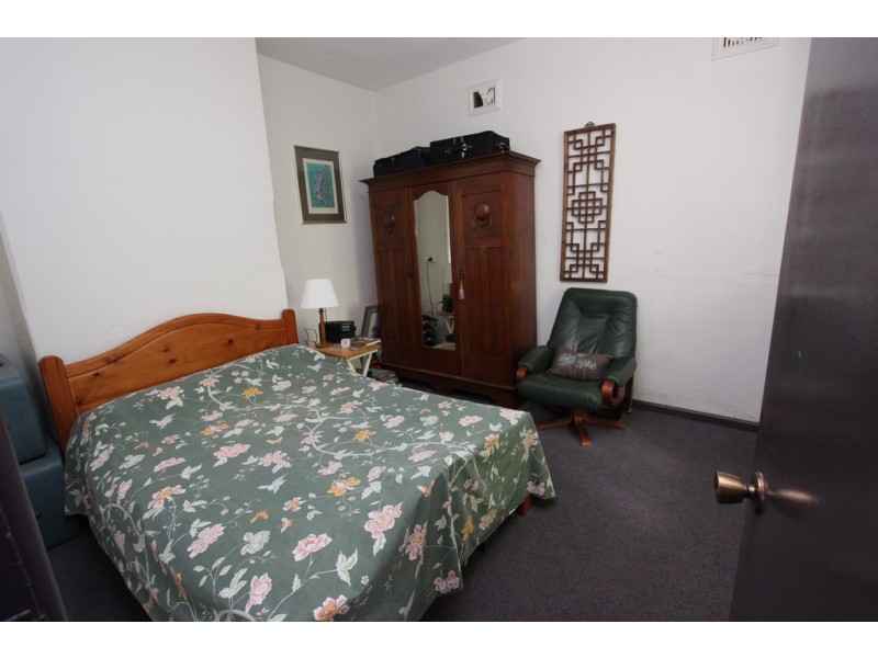 206 Russell Street, Bathurst NSW 2795