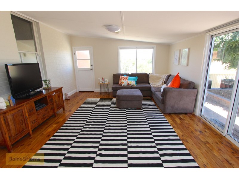 248 Piper Street, Bathurst NSW 2795