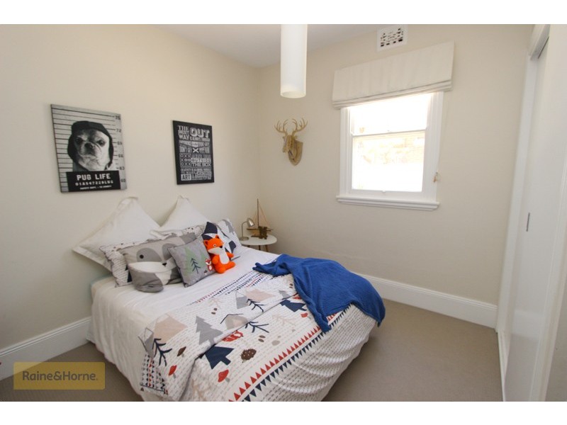 248 Piper Street, Bathurst NSW 2795