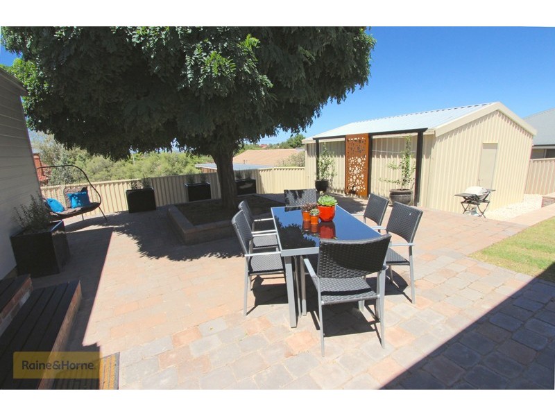 248 Piper Street, Bathurst NSW 2795