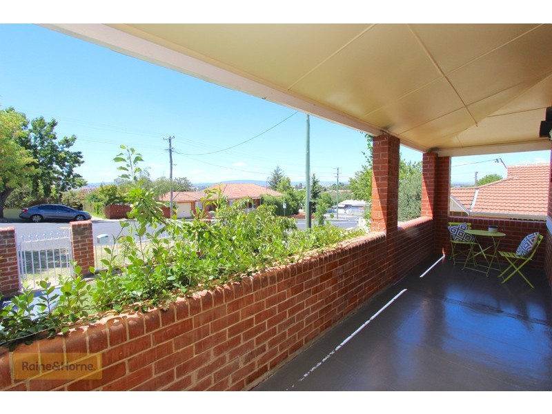 248 Piper Street, Bathurst NSW 2795