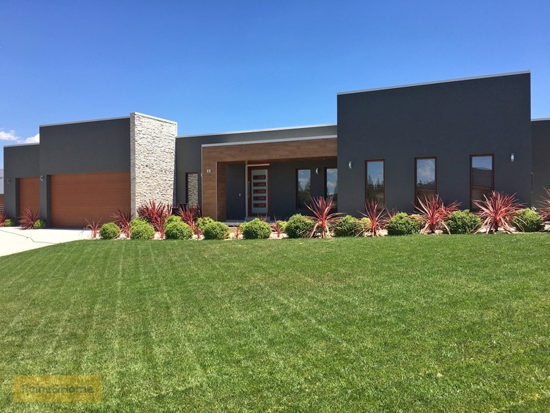 11 Tweed Parade, Kelso NSW 2795