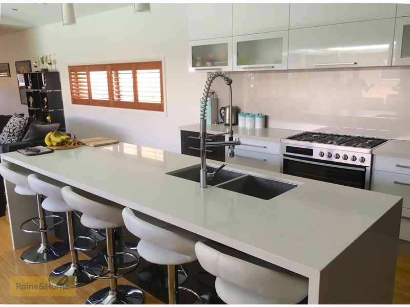 11 Tweed Parade, Kelso NSW 2795