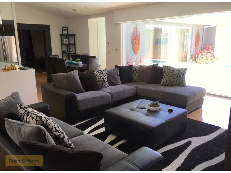 11 Tweed Parade, Kelso NSW 2795