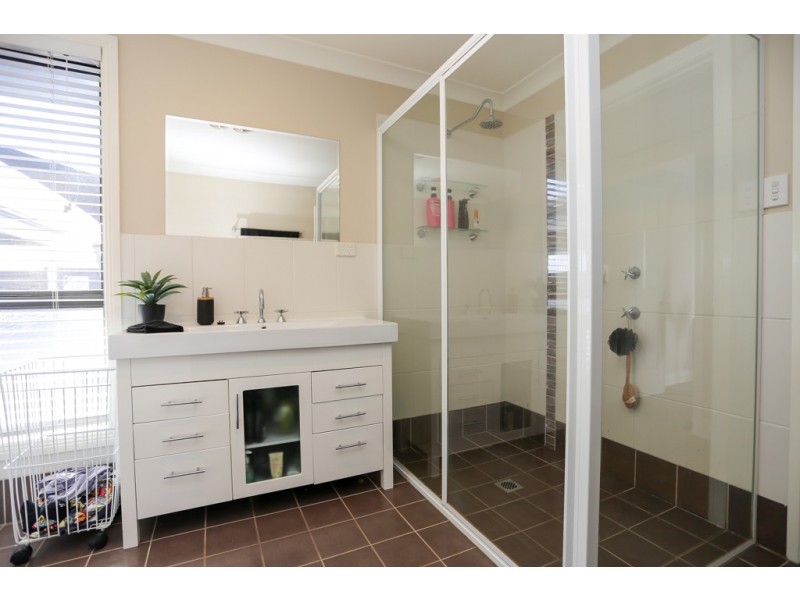 63 Blue Ridge Drive, White Rock NSW 2795