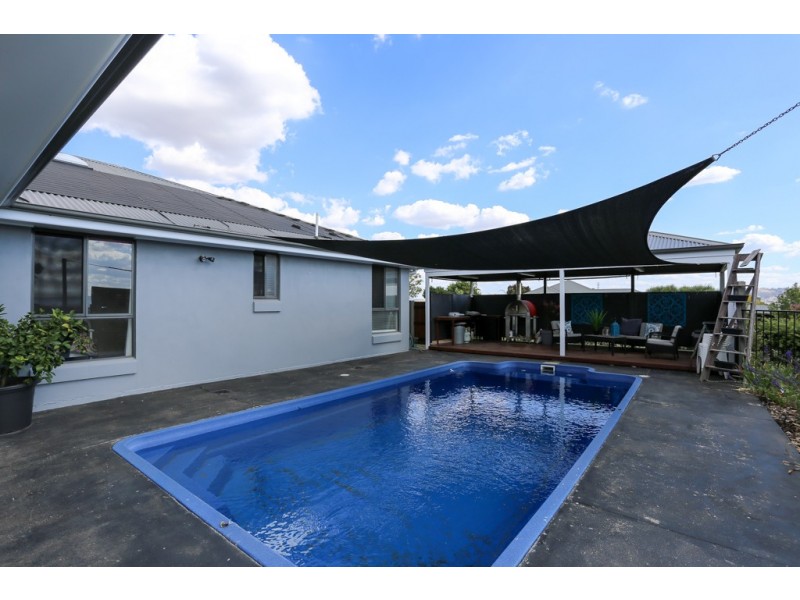 63 Blue Ridge Drive, White Rock NSW 2795