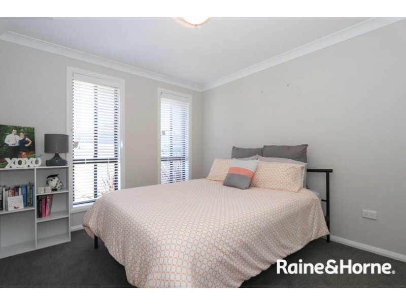 4 Keane Drive, Kelso NSW 2795