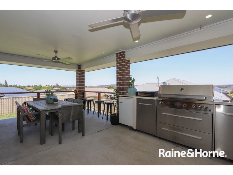 4 Keane Drive, Kelso NSW 2795