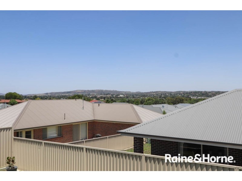 4 Keane Drive, Kelso NSW 2795