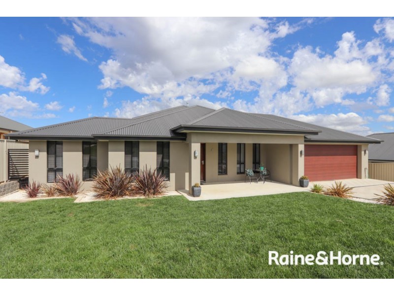 4 Keane Drive, Kelso NSW 2795