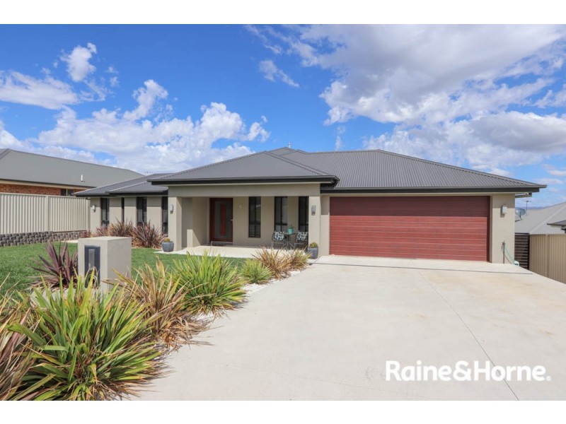 4 Keane Drive, Kelso NSW 2795