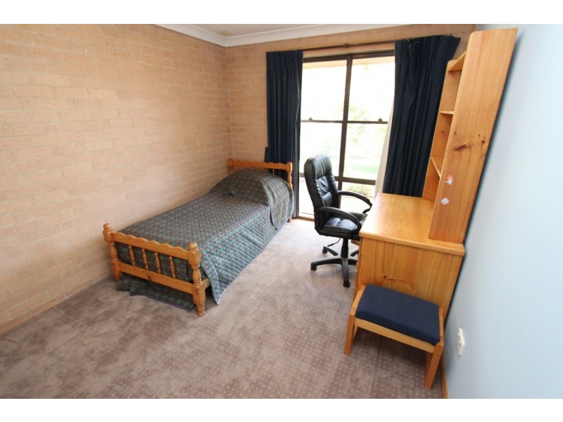 15 Jagoe Drive, Kelso NSW 2795