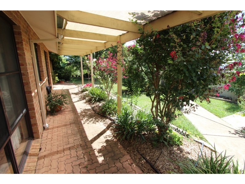 15 Jagoe Drive, Kelso NSW 2795