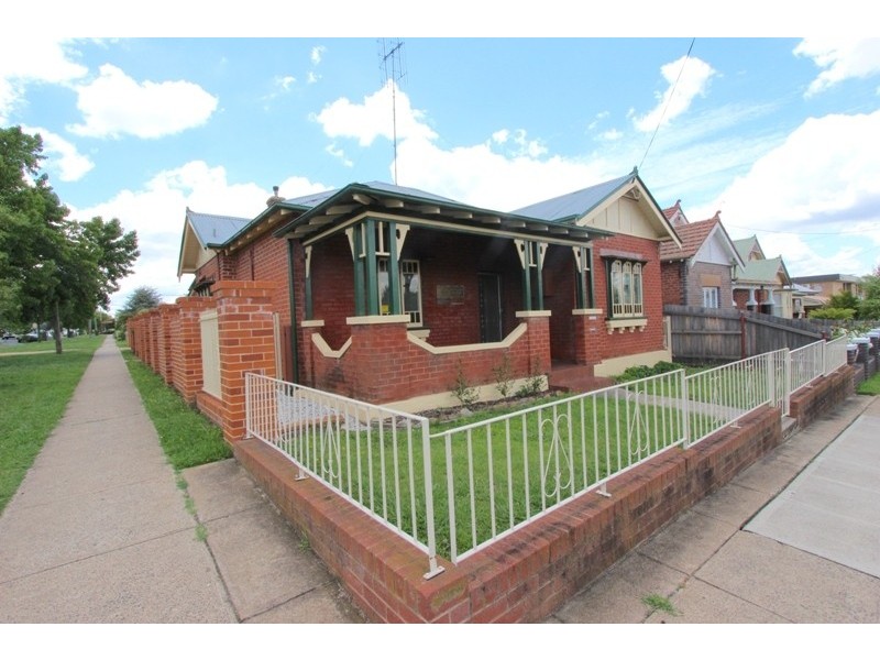 157 William St, Bathurst NSW 2795