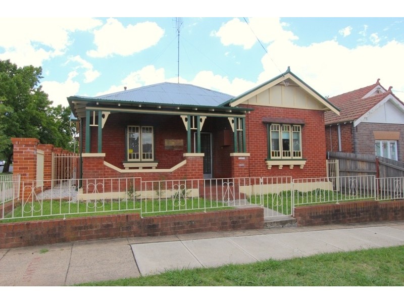157 William St, Bathurst NSW 2795