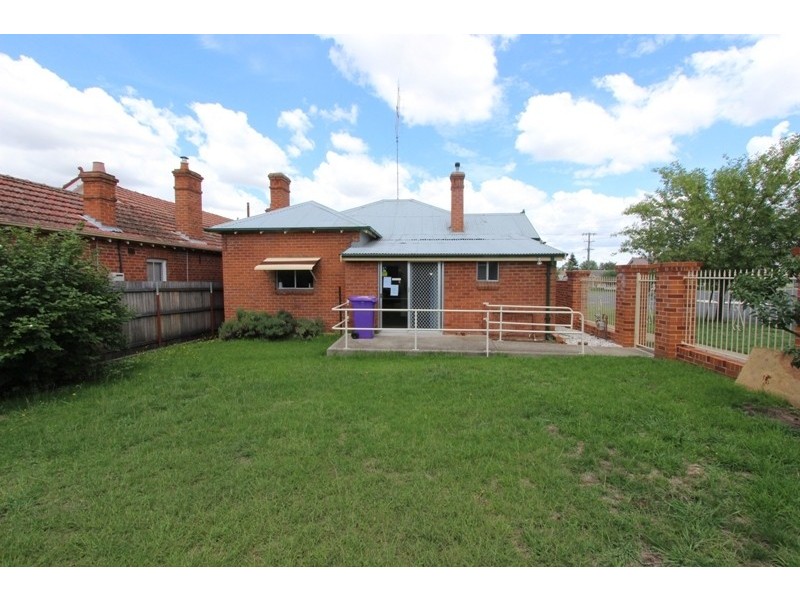 157 William St, Bathurst NSW 2795