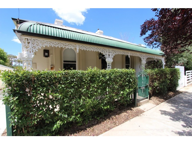 167 Rocket Street, Bathurst NSW 2795