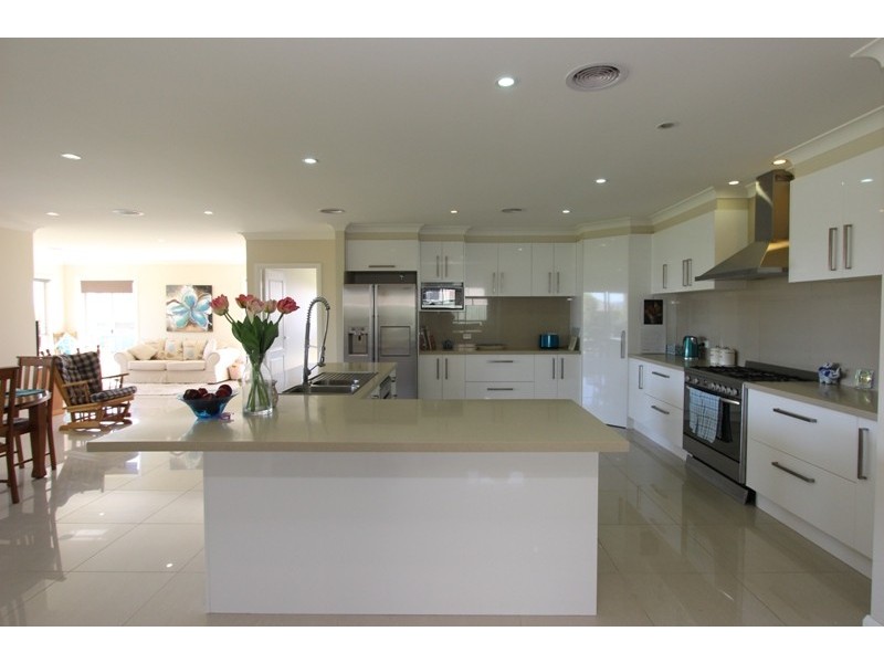 11 McGirr Street, Llanarth NSW 2795