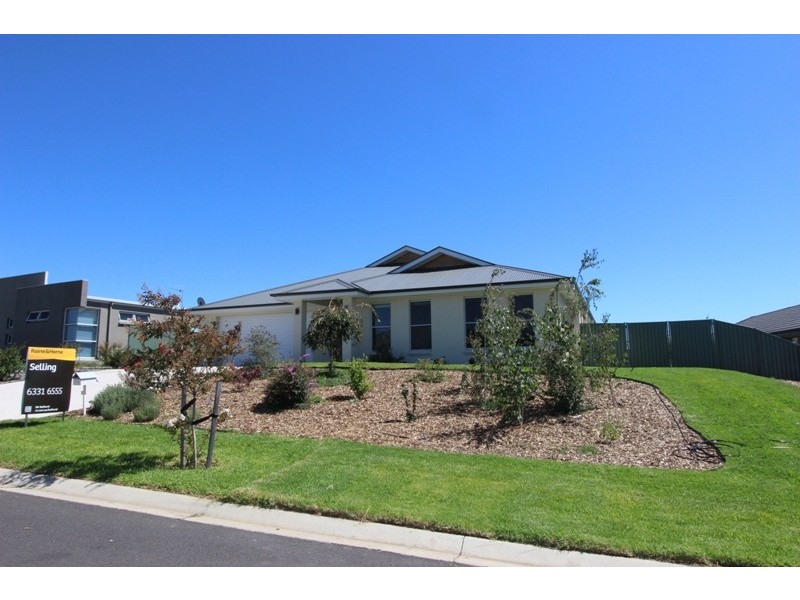 11 McGirr Street, Llanarth NSW 2795