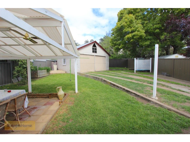 1 Lewins Street, South Bathurst NSW 2795