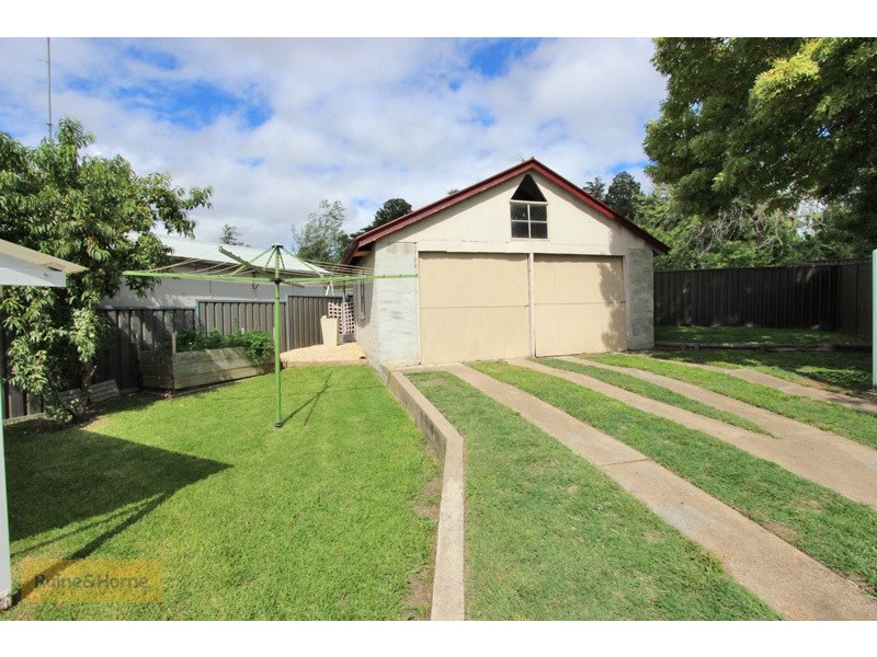 1 Lewins Street, South Bathurst NSW 2795