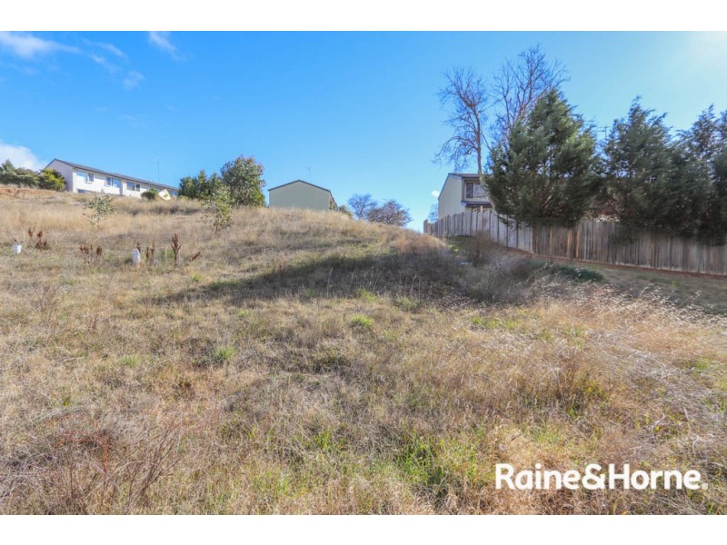 8 Red Gum Place, Windradyne NSW 2795