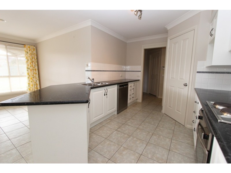 3 Ecrates Place, Kelso NSW 2795