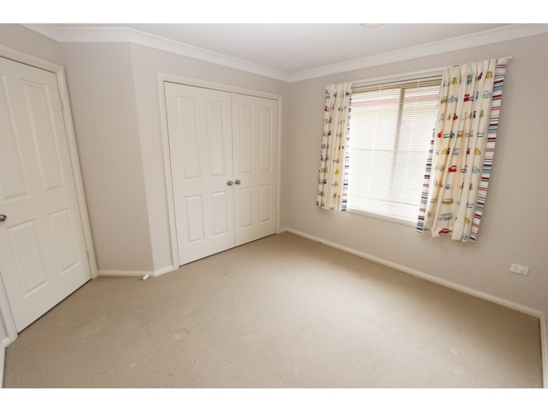 3 Ecrates Place, Kelso NSW 2795