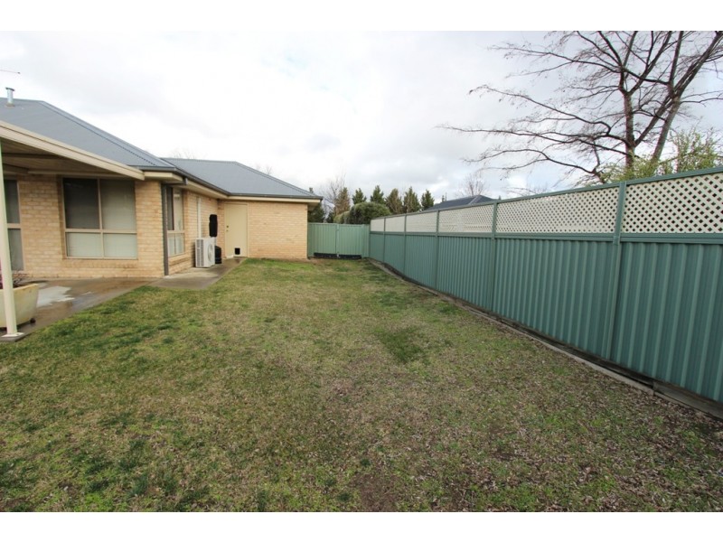 3 Ecrates Place, Kelso NSW 2795