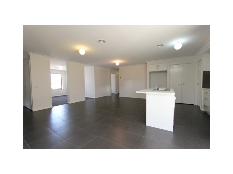 28 Amber Close, Kelso NSW 2795