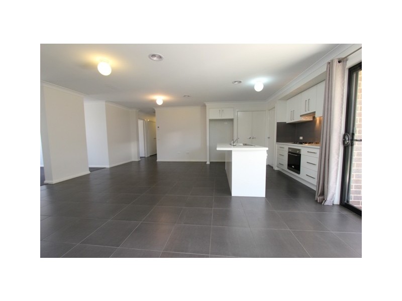 28 Amber Close, Kelso NSW 2795