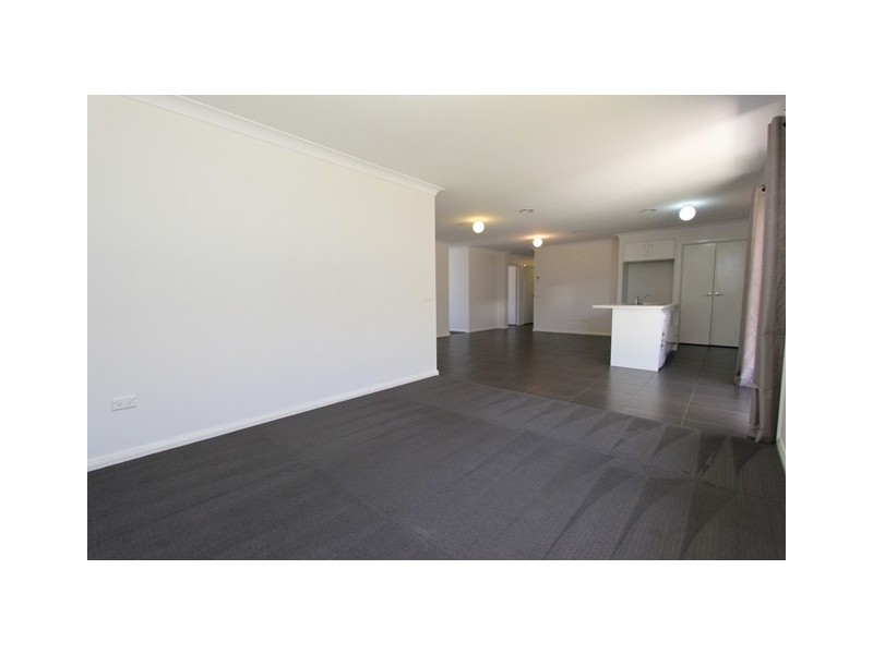 28 Amber Close, Kelso NSW 2795