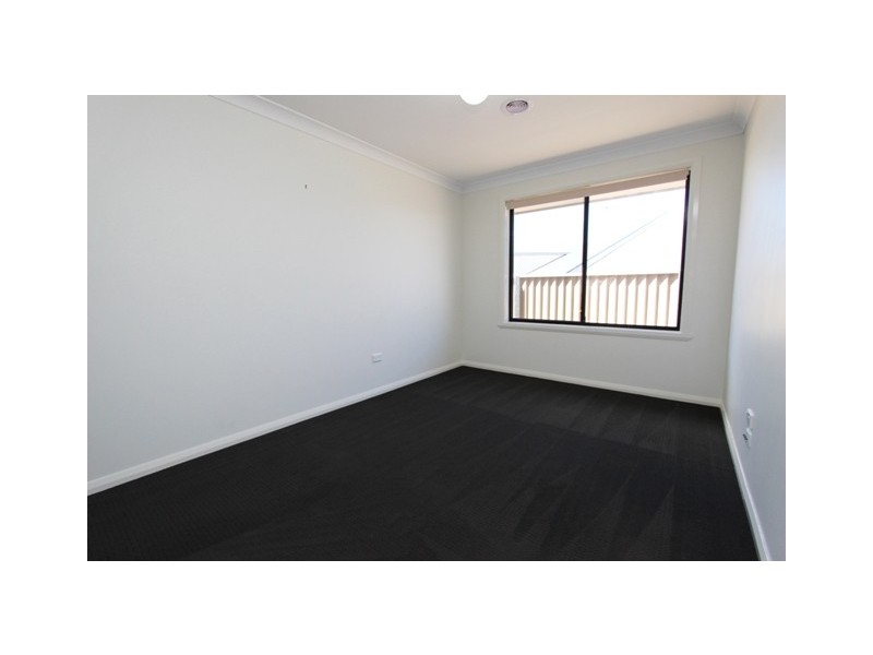 28 Amber Close, Kelso NSW 2795