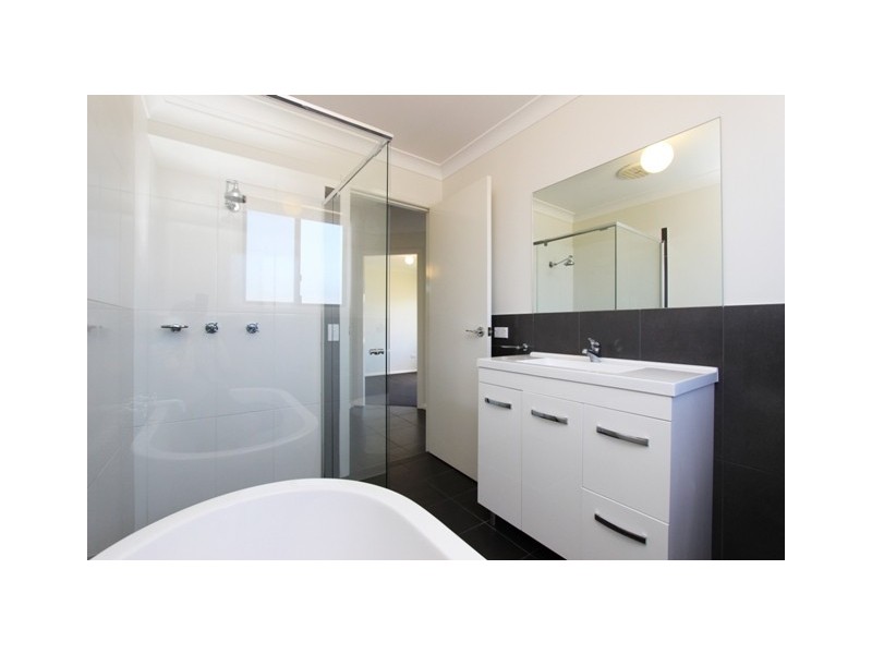 28 Amber Close, Kelso NSW 2795
